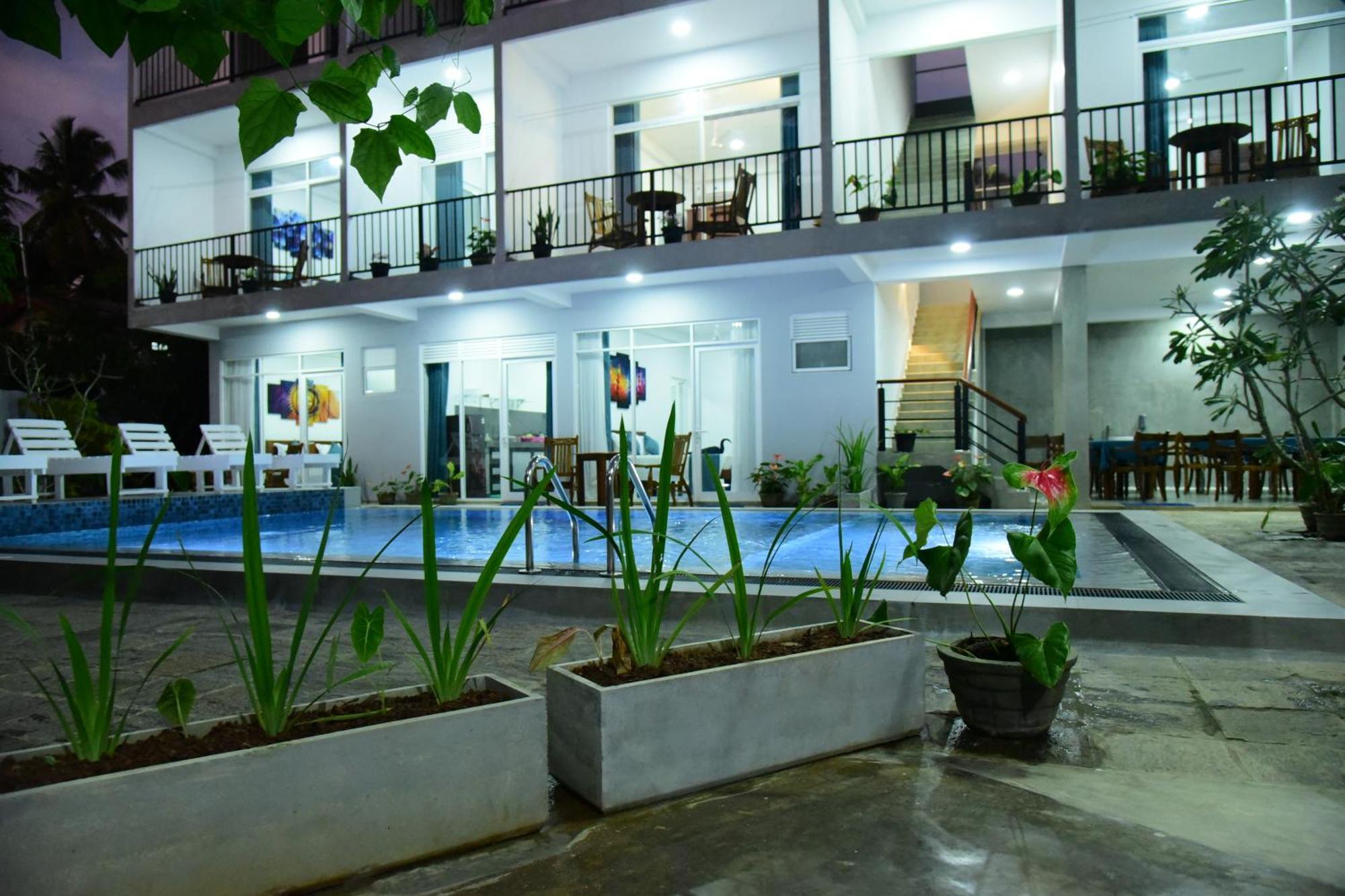 Di Sicuro Tourist Inn Hikkaduwa Exterior photo